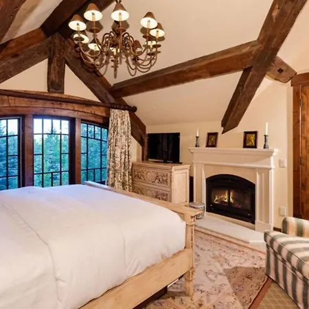 Luxury Chalet Notev & Saunaa 펜션 *